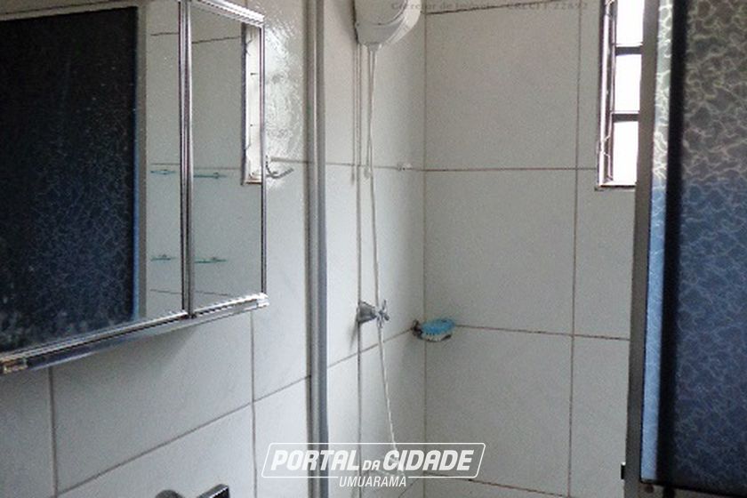 Casa &agrave; venda - 90m&sup2; - CONJUNTO RESIDENCIAL C&Oacute;RREGO LONGE