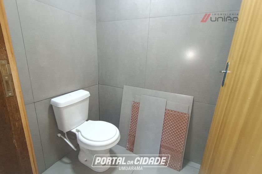 Sal&atilde;o Comercial para alugar - 240m&sup2; - Zona III