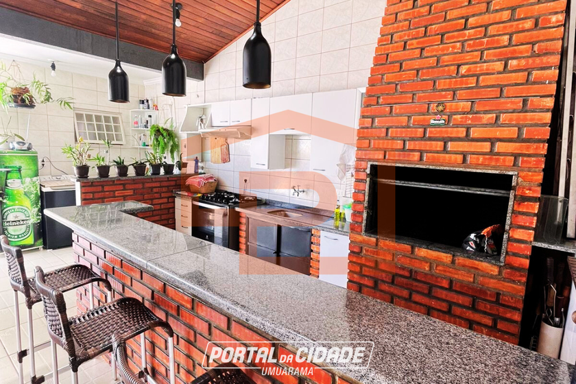 Sobrado &agrave; venda - 188m&sup2; - Zona II