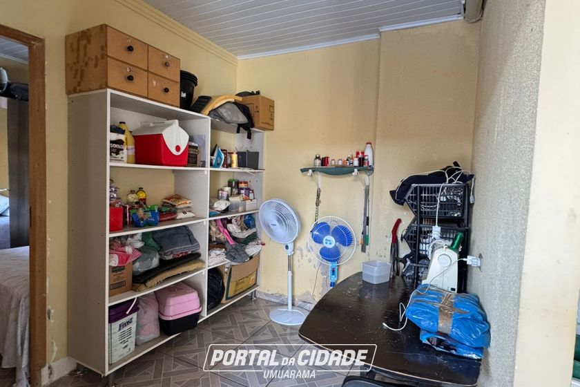 Casa &agrave; venda - 75m&sup2; - Conjunto Residencial Guarani III