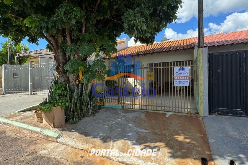 Casa &agrave; venda - 101m&sup2; - JARDIM LOS ANGELES