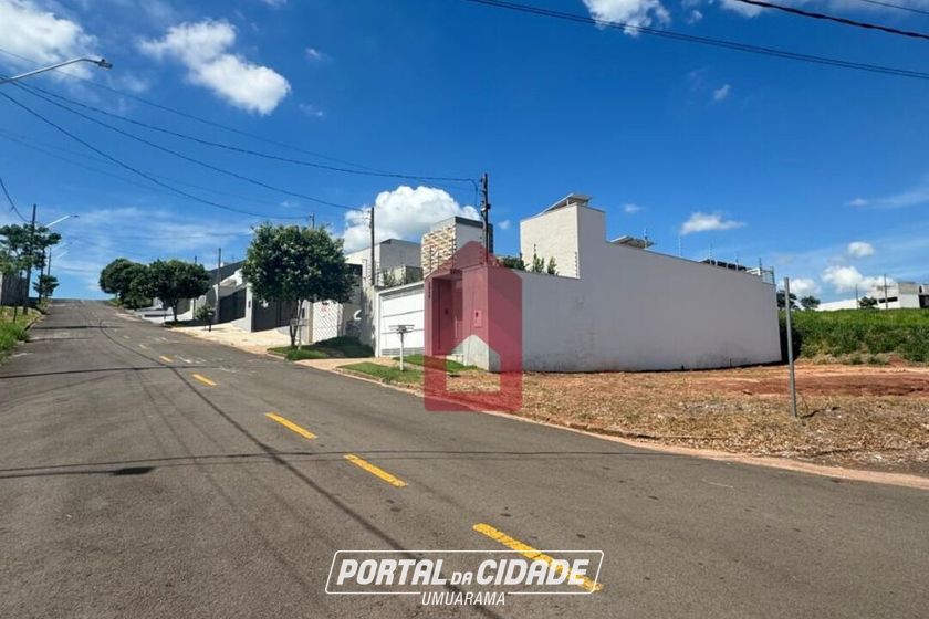 Terreno &agrave; venda - 214m&sup2; - Parque Residencial Interlagos
