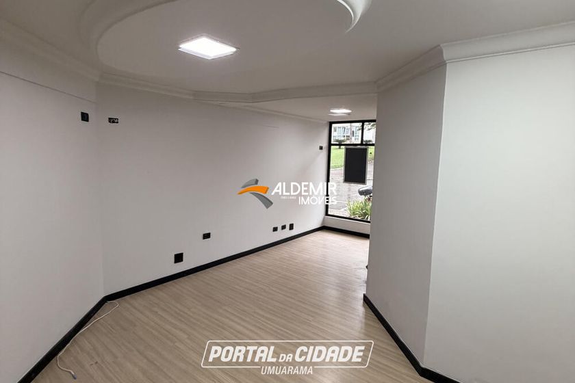 Sala Comercial para alugar - 42m&sup2; - Zona 1