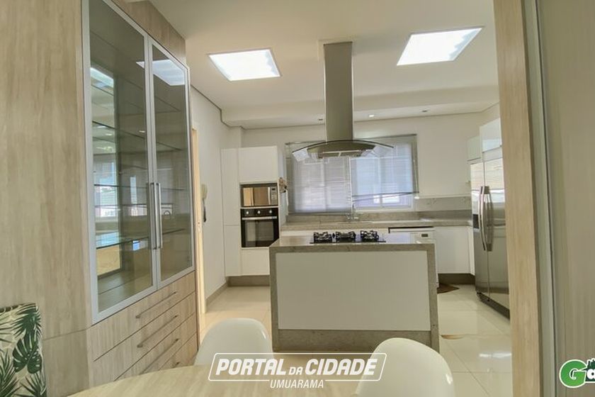 Apartamento para alugar - 269m&sup2; - Zona III