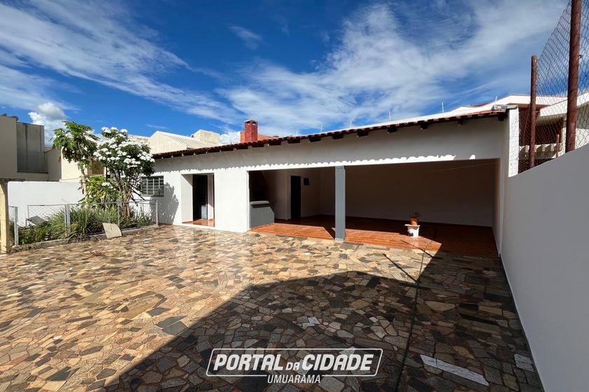 Casa para alugar - 278m&sup2; - JARDIM DOS PR&Iacute;NCIPES