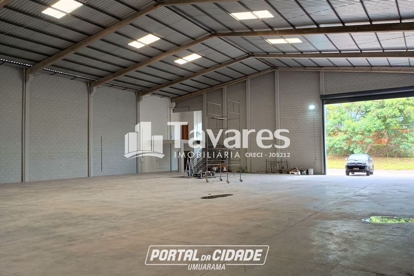 Sal&atilde;o Comercial para alugar - 1000m&sup2; - Parque Industrial II