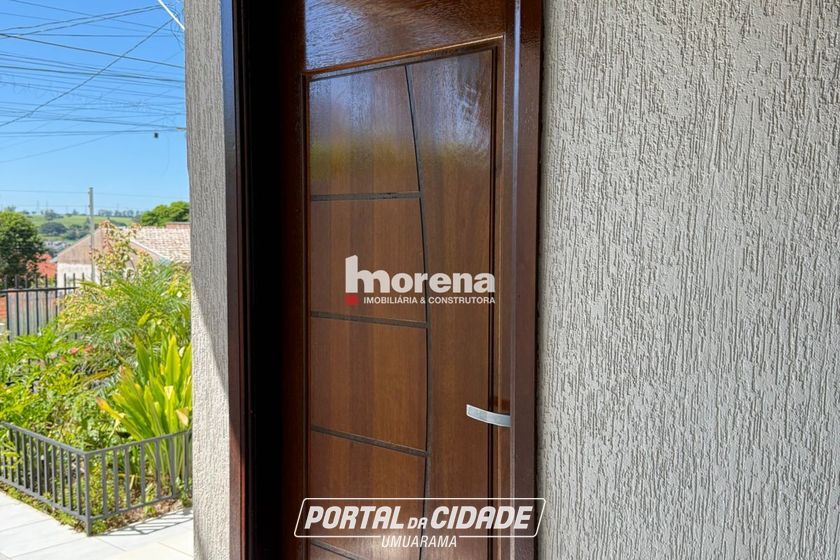 Casa &agrave; venda - 213m&sup2; - Jardim Primavera