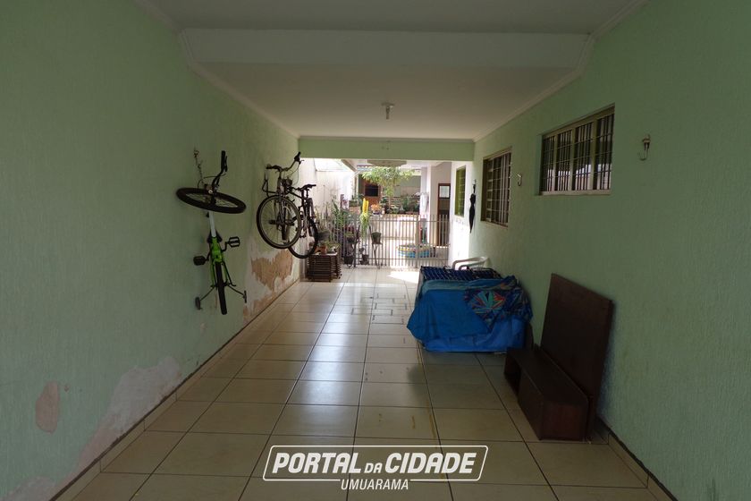 Sobrado &agrave; venda - 247m&sup2; - Zona 2