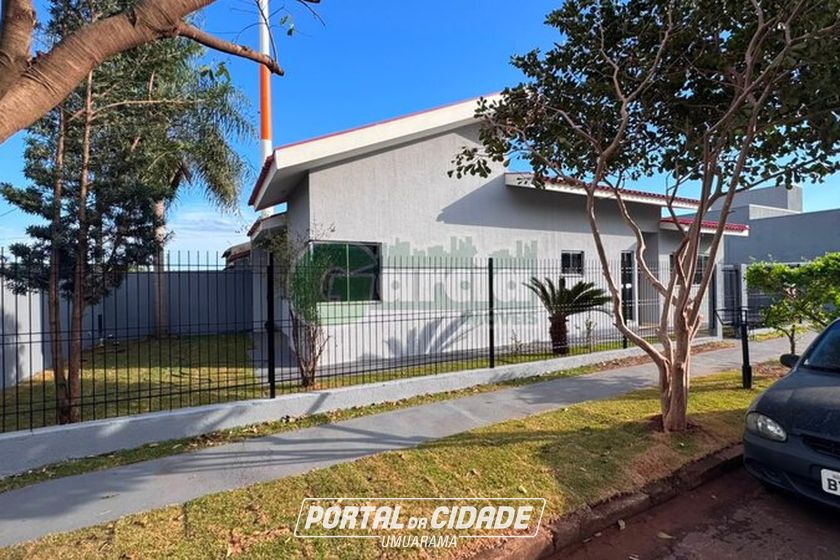 Casa &agrave; venda - 68m&sup2; - Jardim Gar&ccedil;as
