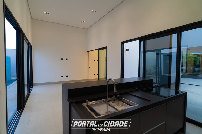 Casa &agrave; venda - 375m&sup2; - Condom&iacute;nio Mont Blanc