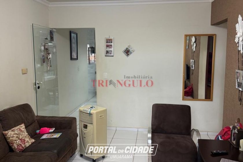 Sobrado &agrave; venda - 250m&sup2; - ZONA I