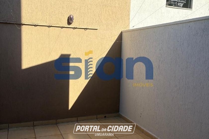 Casa para alugar - 350m&sup2; - Zona III