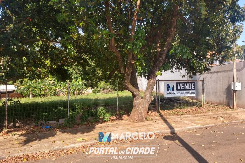Terreno &agrave; venda - 645m&sup2; - Zona III