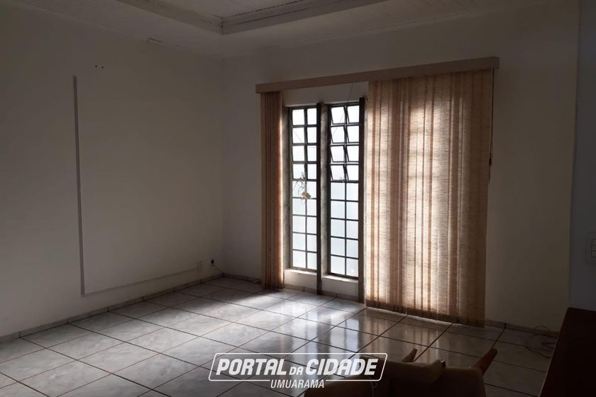 Casa &agrave; venda - 244m&sup2; - Zona I
