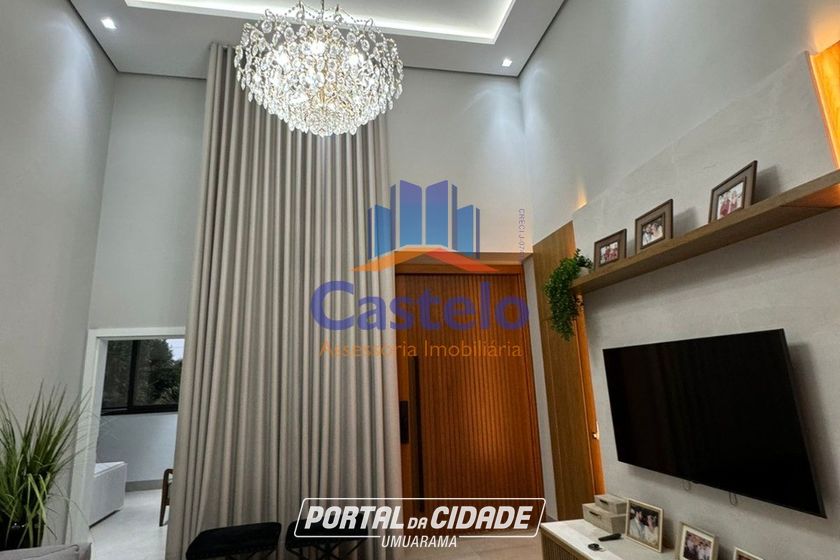 Casa &agrave; venda - 260m&sup2; - ZONA VII
