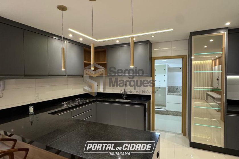 Apartamento &agrave; venda - 300m&sup2; - Zona III