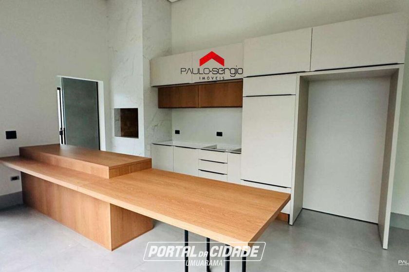 Casa &agrave; venda - 110m&sup2; - Jardim Cima