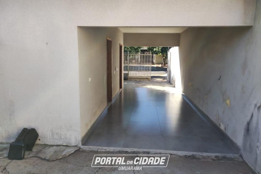 Casa &agrave; venda - 220m&sup2; - Parque Tarum&atilde;