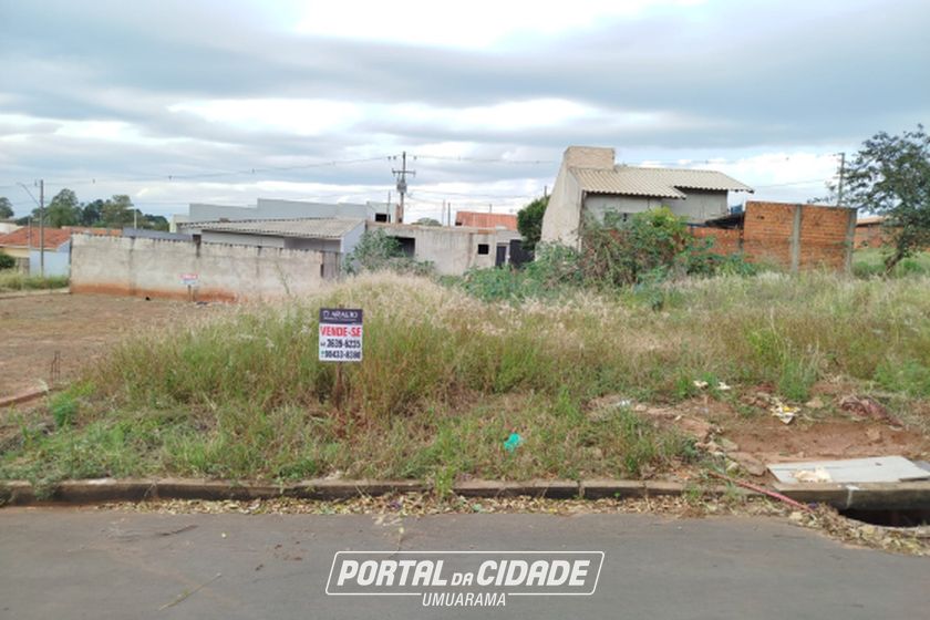 Terreno &agrave; venda - 180m&sup2; - Jardim Pimentel