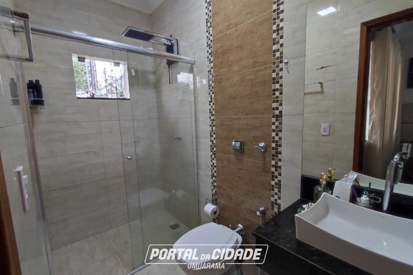 Casa &agrave; venda - 244m&sup2; - Zona V