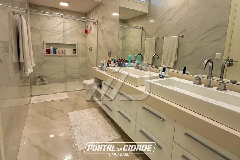 Casa &agrave; venda - 280m&sup2; - Zona VII
