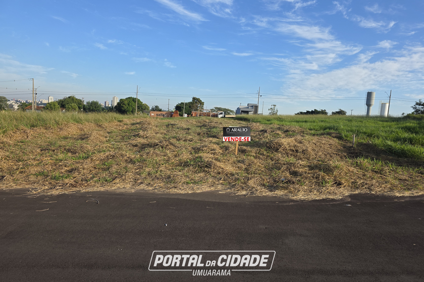 Terreno &agrave; venda - 376m&sup2; - Parque Firenze