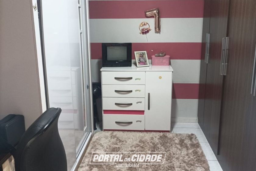 Casa &agrave; venda - 123m&sup2; - Conjunto Habitacional Sonho Meu