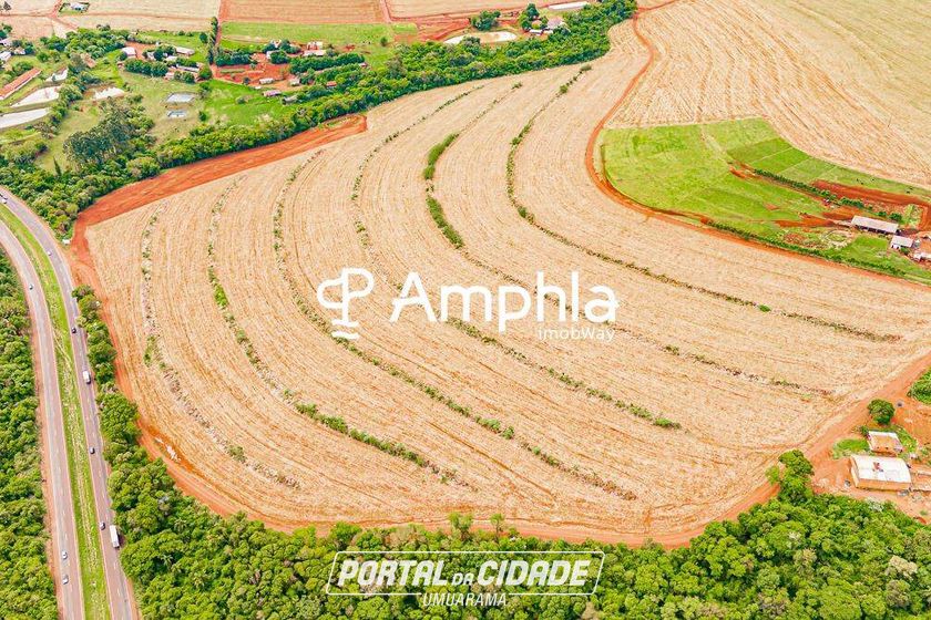 Terreno &agrave; venda - 127000m&sup2; - Zona Rural