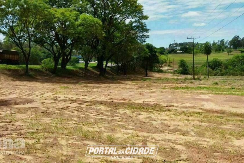 Ch&aacute;cara &agrave; venda - 2005m&sup2; - Centro