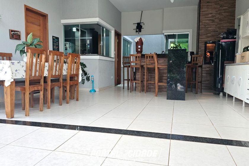 Casa &agrave; venda - 140m&sup2; - PARQUE BANDEIRANTES