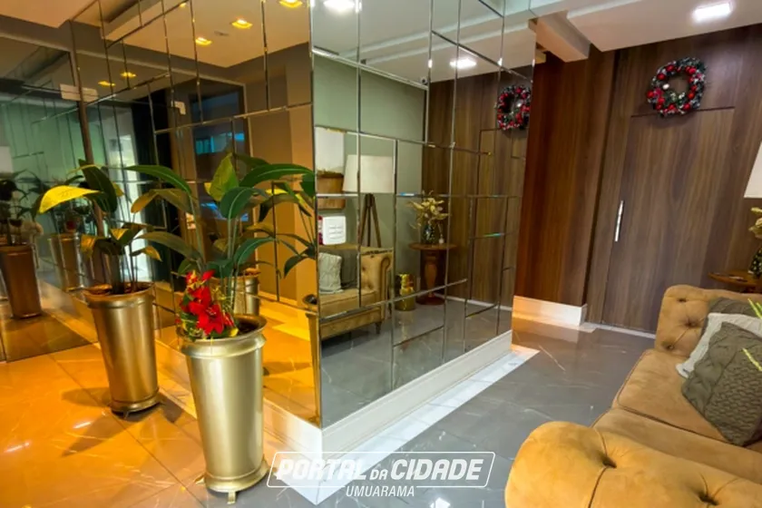 Apartamento &agrave; venda - 120m&sup2; - Meia Praia