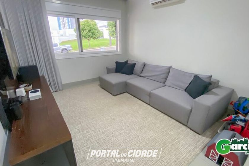 Casa &agrave; venda - 256m&sup2; - -