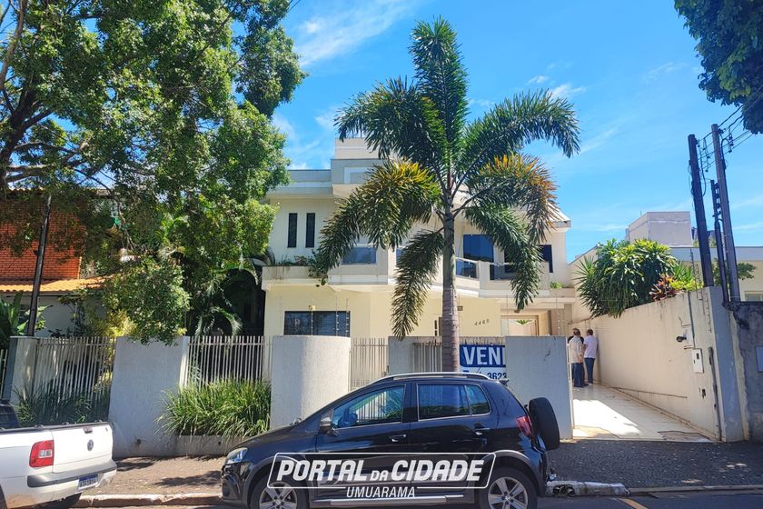 Sobrado &agrave; venda - 365m&sup2; - Zona II