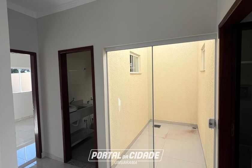 Casa &agrave; venda - 200m&sup2; - Jardim Real