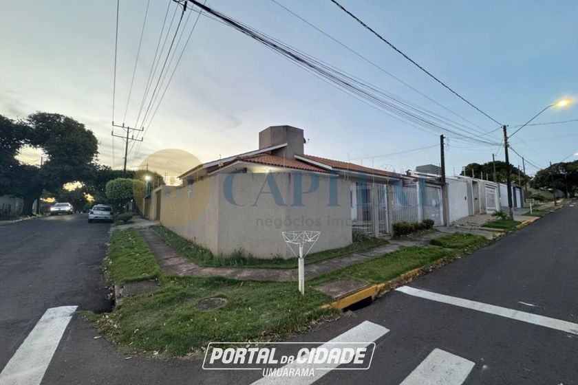 Casa &agrave; venda - 94m&sup2; - Parque Bandeirantes