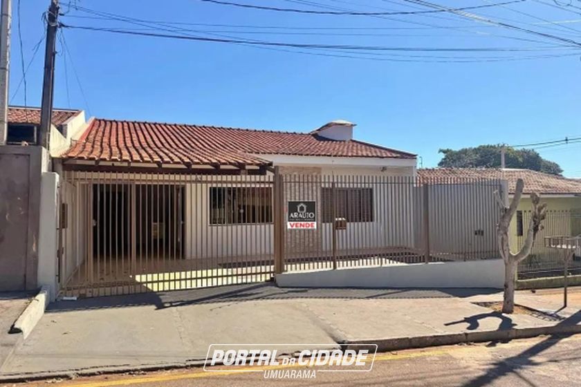 Casa &agrave; venda - 133m&sup2; - Jardim Los Angeles