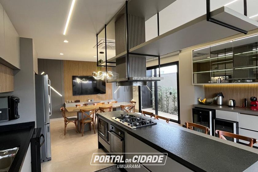 Sobrado &agrave; venda - 250m&sup2; - Condom&iacute;nio Essenza