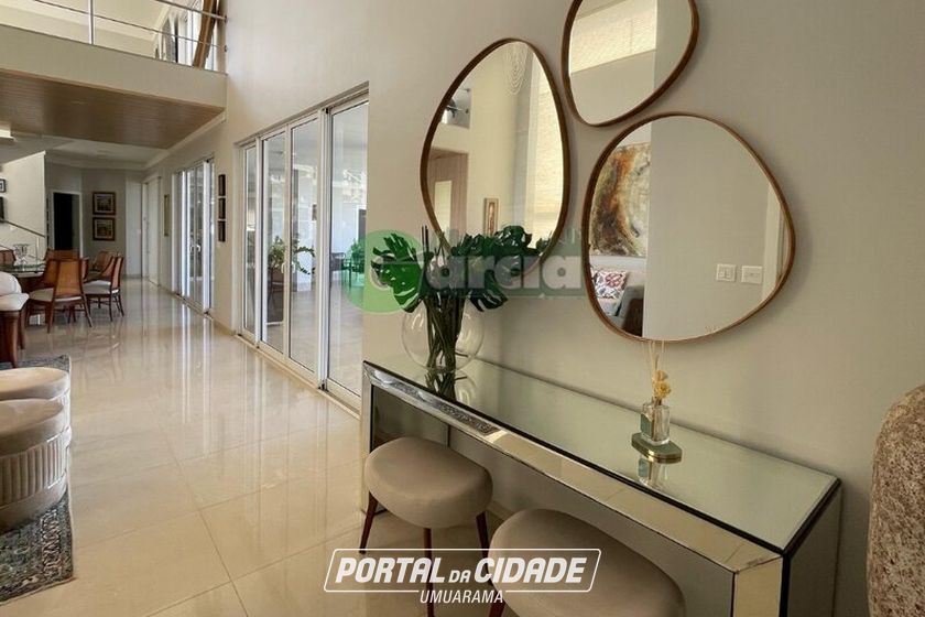 Casa &agrave; venda - 688m&sup2; - -