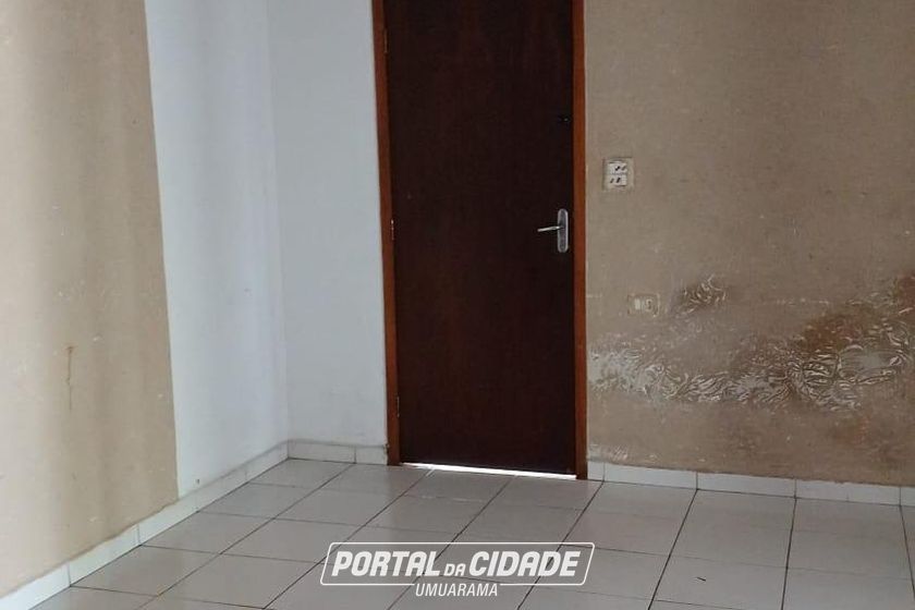 Sal&atilde;o Comercial para alugar - 180m&sup2; - Zona VI