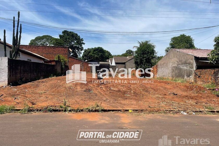 Terreno &agrave; venda - 240m&sup2; - Parque Tarum&atilde;