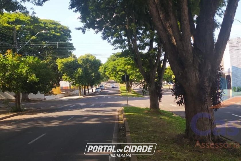 Terreno &agrave; venda - 525m&sup2; - Zona II