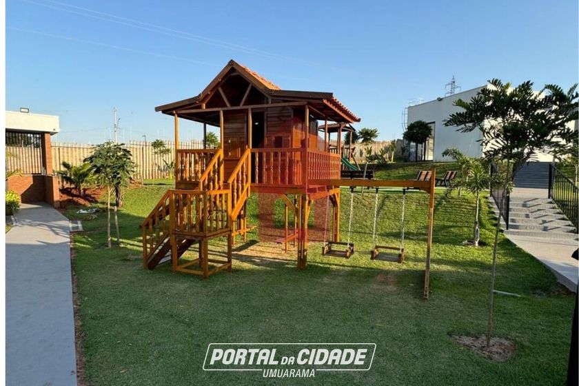 Casa &agrave; venda - 154m&sup2; - Paysage Unique Condom&iacute;nio