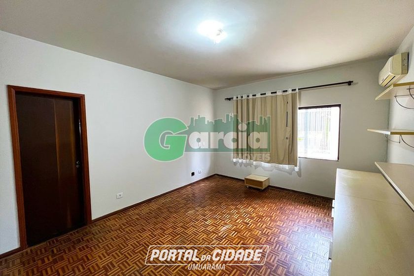 Casa &agrave; venda - 360m&sup2; - Jardim Harmonia