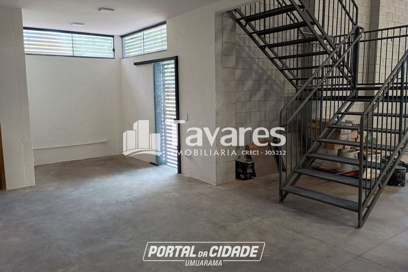 Sal&atilde;o Comercial para alugar - 1000m&sup2; - Parque Industrial II