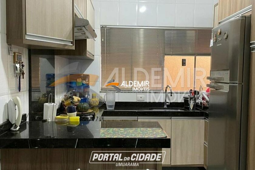 Sobrado &agrave; venda - 198m&sup2; - Zona 5