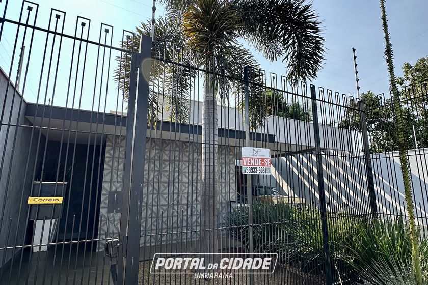 Casa &agrave; venda - 297m&sup2; - Rua Saldanha da Gama