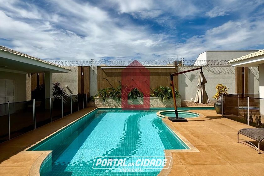 Casa &agrave; venda - 688m&sup2; - Condom&iacute;nio Residencial Soleil