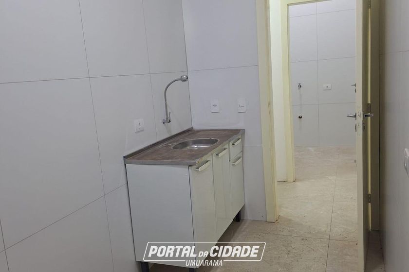 Sal&atilde;o Comercial para alugar - 243m&sup2; - Zona I