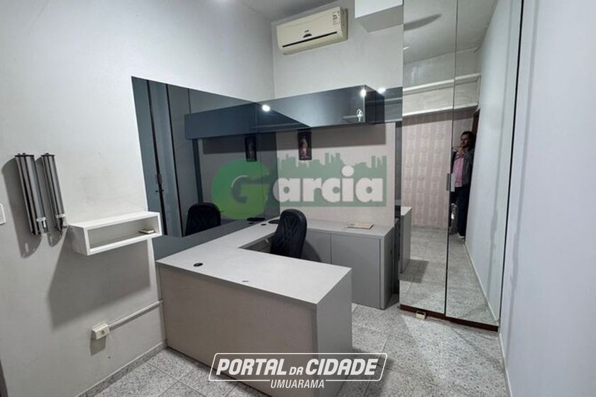 Sal&atilde;o Comercial &agrave; venda - 700m&sup2; - Zona VI