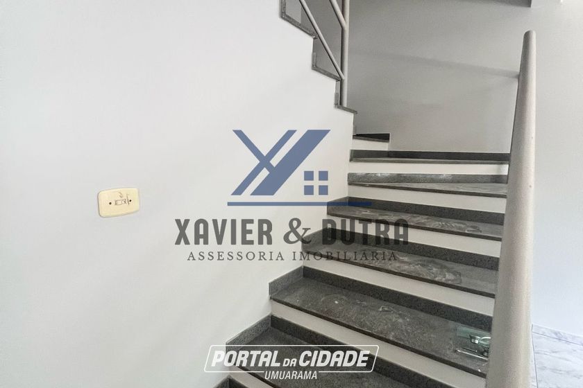 Sobrado &agrave; venda - 200m&sup2; - Zona II